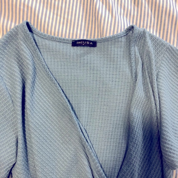 Women’s M/L shirt - Picture 4 of 4